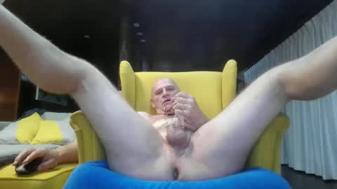 Snapshot of watchingnow1 chatting on 12.13.24 watchingnow1 online show from 12.13.24