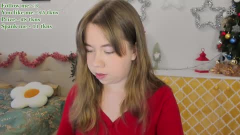 Snapshot of watermelon_sugar_ chatting on 12.21.24 Tess Pls support me with Can we reach 155 my favorite number online show from 12.21.24