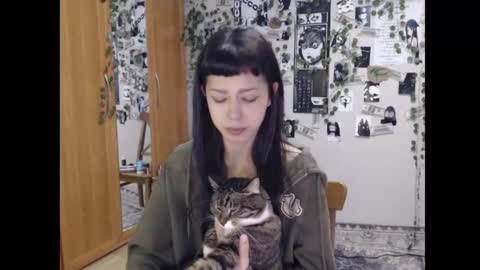 Mina online show from 10.16.25