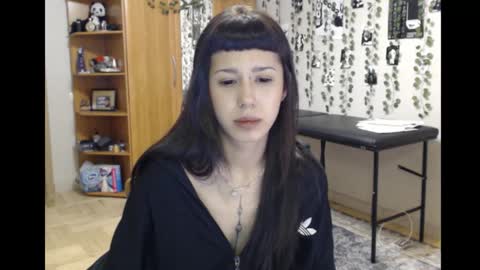 Mina online show from 11.06.25