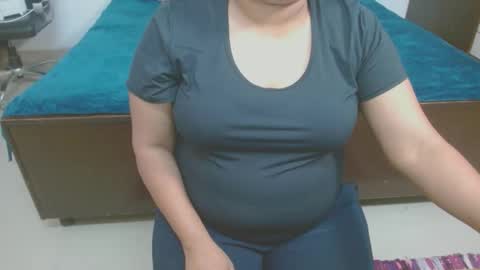 Snapshot of we_are_indian chatting on 02.18.25 khushiwife kabirhubby kavyasexy gf online show from 02.18.25