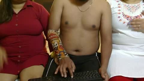 khushiwife kabirhubby kavyasexy gf online show from 06.06.26