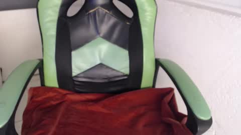 Trixie 3 online show from 11.23.25