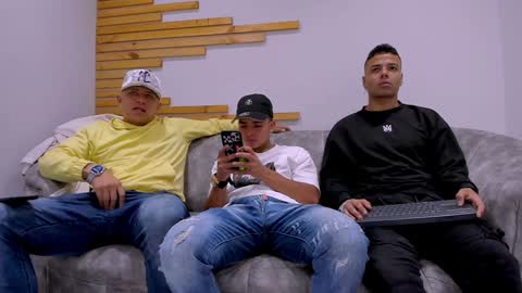 Jhonny Dick  his neighbors. online show from 02.26.25