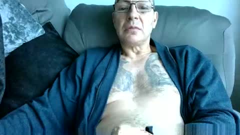 Snapshot of wechatistrokeurub chatting on 11.07.25 wechatistrokeurub online show from 11.07.25