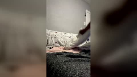 WeDaShit Come Vibe with me . online show from 12.17.25