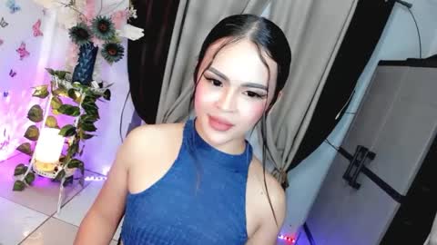 Hi Im LOVIE Please dont forget to follow and thumbs up me online show from 05.27.26