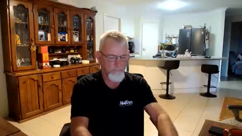 Snapshot of wellhelloo chatting on 05.07.26 Wellhelloo online show from 05.07.26