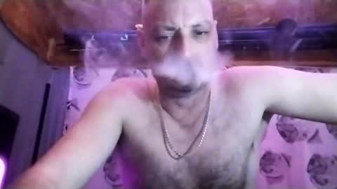 Snapshot of welshdragon37 chatting on 12.21.25 Welshdragon37 online show from 12.21.25