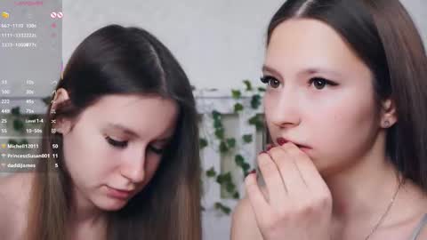 Nora online show from 02.06.26