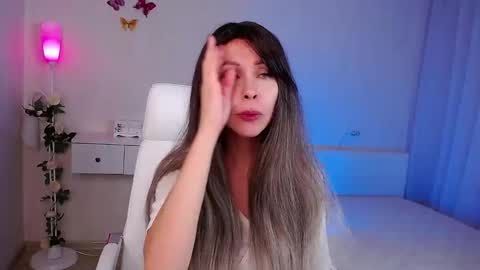 Wendi Foster online show from 11.10.25