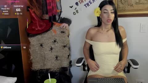 Wendy Marshall  online show from 10.27.25