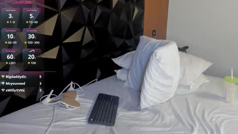 Wendy Marshall  online show from 11.14.25