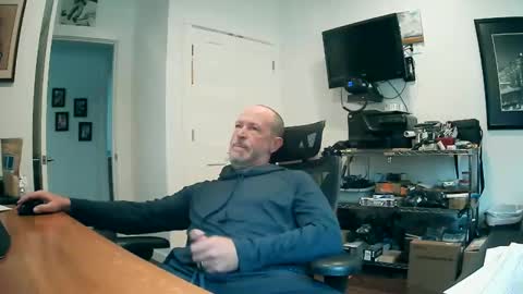 Snapshot of weseeyouwatching chatting on 10.21.25 weseeyouwatching online show from 10.21.25