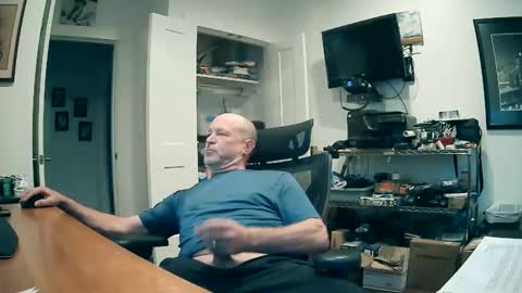 Snapshot of weseeyouwatching chatting on 11.10.25 weseeyouwatching online show from 11.10.25