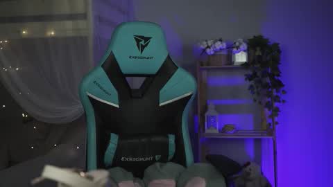 little girl who is always rightLisa online show from 09.24.25