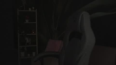 little girl who is always rightLisa online show from 10.13.25