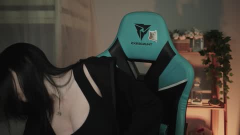 little girl who is always rightLisa online show from 10.22.25