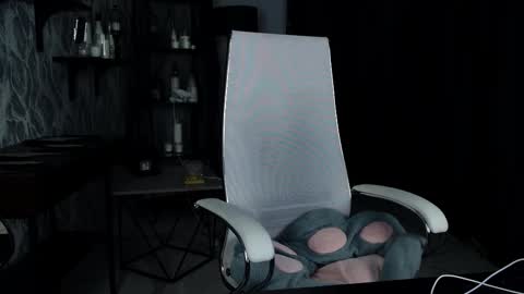 little girl who is always rightLisa online show from 03.17.26