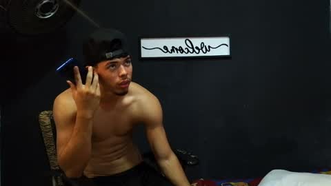 wesley_77 online show from 05.20.26