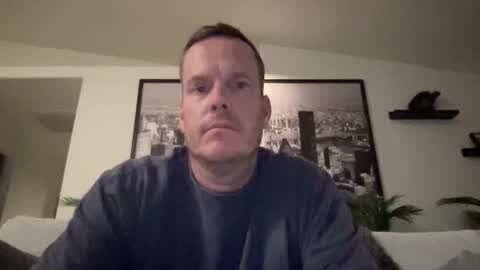 Snapshot of westcoastguy213 chatting on 10.08.25 westcoastguy213 online show from 10.08.25