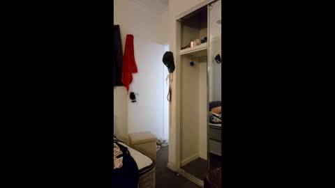 wet kitty online show from 02.10.26