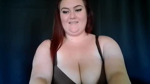 Snapshot of wetbunny25 chatting on 11.13.25 wetbunny25 online show from 11.13.25