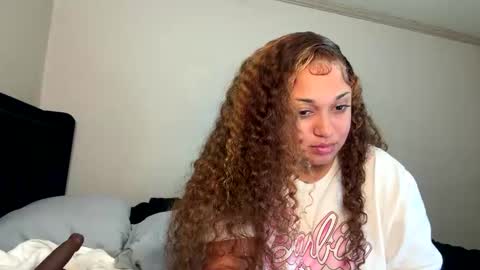 SheSquirts online show from 04.04.26