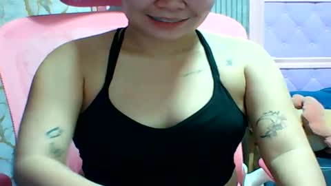Snapshot of wetcreamypussy4u chatting on 05.25.26 wetcreamypussy4u online show from 05.25.26