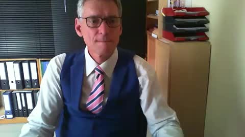 Snapshot of wetsuitedman chatting on 05.31.26 Franz online show from 05.31.26
