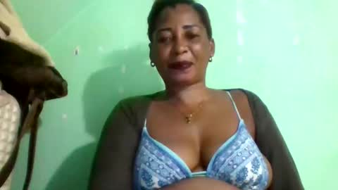 Snapshot of wharda chatting on 05.17.26 wharda online show from 05.17.26