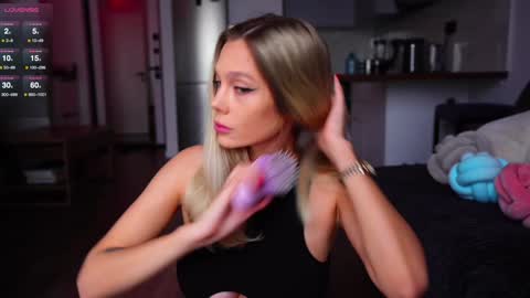 Kate  online show from 02.04.25