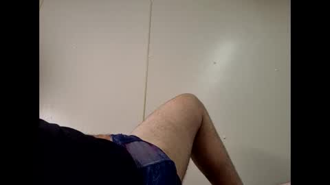 Snapshot of whiteboi9284 chatting on 11.21.25 whiteboi9284 online show from 11.21.25