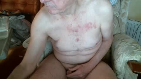 Snapshot of whitebriefs009 chatting on 12.30.24 whitebriefs009 online show from 12.30.24