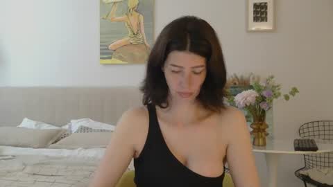 White Queen online show from 06.22.26