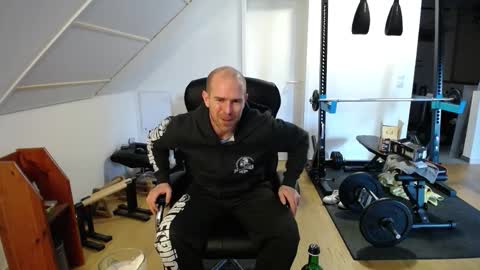 Snapshot of whiterabbit_86 chatting on 11.20.25 whiterabbit_86 online show from 11.20.25