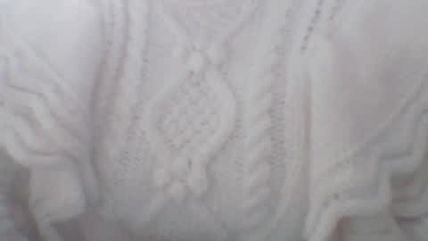 Snapshot of whitesweater chatting on 01.13.25 whitesweater online show from 01.13.25