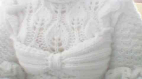 Snapshot of whitesweater chatting on 02.07.25 whitesweater online show from 02.07.25