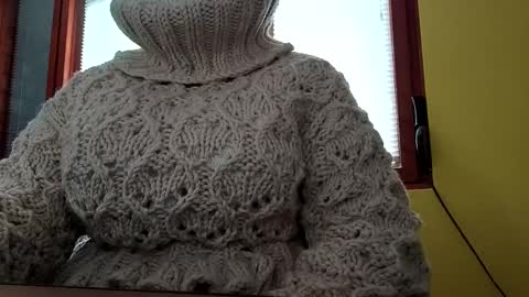 whitesweater online show from 11.26.25