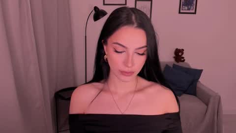 whoislulu online show from 11.16.25