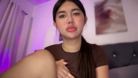 Snapshot of whoss_sofia chatting on 01.16.26 Sofia online show from 01.16.26