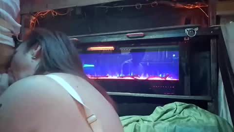 Snapshot of wickedkink8 chatting on 11.10.25 wickedkink8 online show from 11.10.25