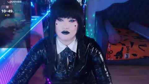 Snapshot of wickedxqueen chatting on 01.23.25 Laura  online show from 01.23.25