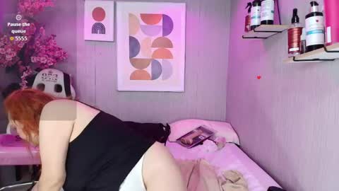 Snapshot of wife_mature chatting on 04.18.26 sussy online show from 04.18.26