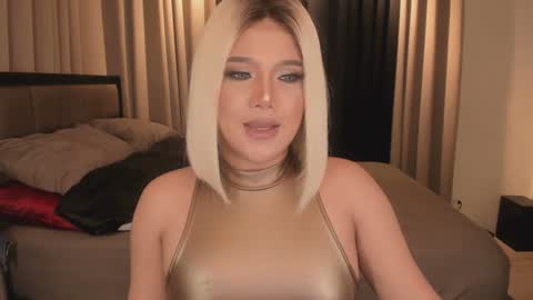 Snapshot of wildbelladonnats chatting on 12.06.24 BELLA online show from 12.06.24