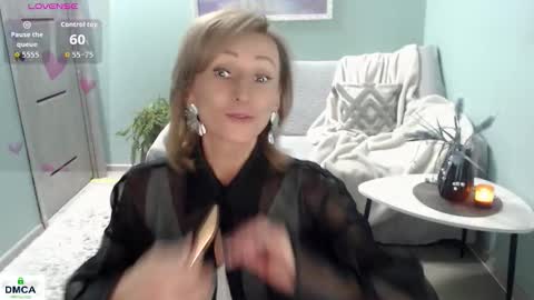 Helen online show from 03.27.26