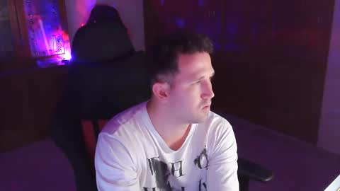 Snapshot of wilder6969 chatting on 10.16.25 Carlos online show from 10.16.25