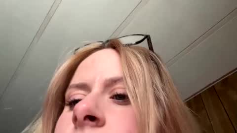 Snapshot of wildkatxx20 chatting on 03.21.26 wildkatxx20 online show from 03.21.26