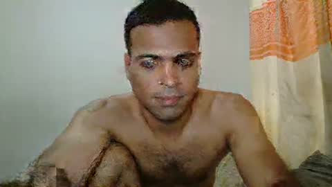 Snapshot of wildloverstv chatting on 10.15.25 wildloverstv online show from 10.15.25