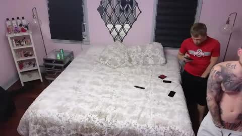 Snapshot of wildrobjr9 chatting on 02.05.25 RobBangz online show from 02.05.25